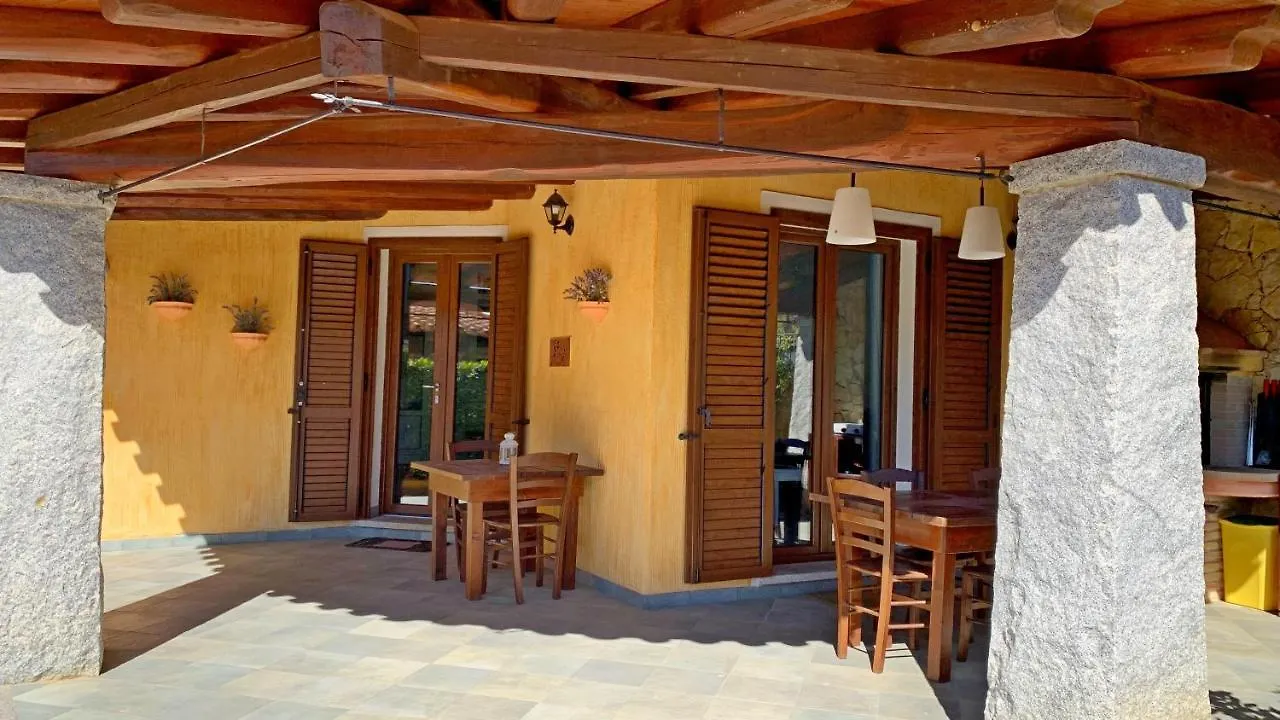 Sa Villarose By La Via Del Mare Viaggi E Vacanze فيلاّسيمِيوس بيت للعطل